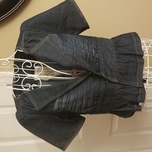 DENIM DELIGHT❣️FB68 women's small denim jacket